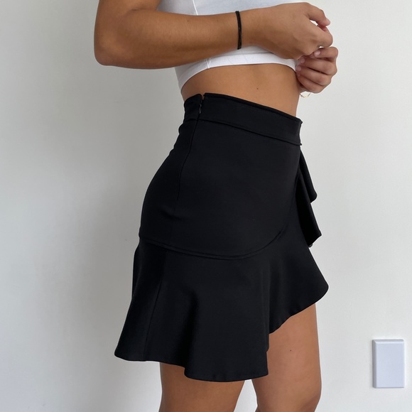 Balenciaga black flounce mini skirt - Picture 4 of 13